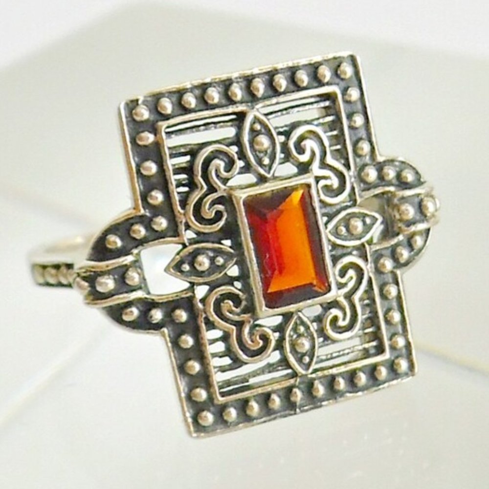 1970s vintage filigree fire garnet sterling silver Art Deco revival ring, size 6